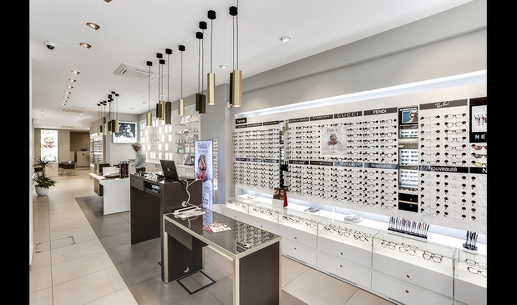 regards opticien 3 rue du marechal foch 06400 cannes